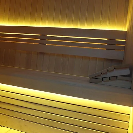 Clove Silvana Hotell