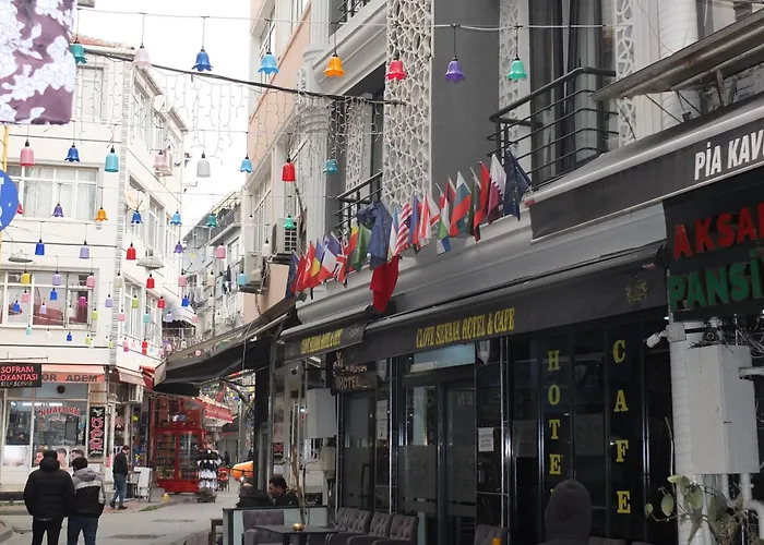 Clove Silvana Hotel *